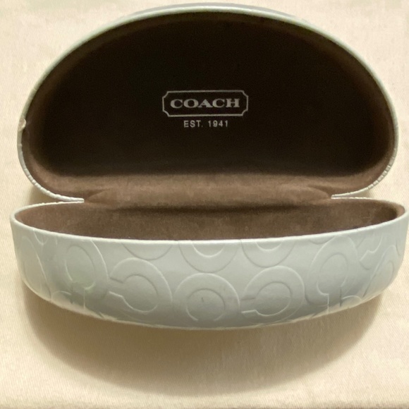 Coach sunglasses with case - Picture 3 of 7